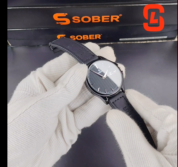 𝐏𝐫𝐞𝐦𝐢𝐮𝐦 𝐌𝐚𝐠𝐧𝐞𝐭𝐢𝐜 𝐒𝐭𝐫𝐚𝐩 𝐖𝐚𝐭𝐜𝐡 𝐰𝐢𝐭𝐡 𝐃𝐚𝐭𝐞 𝐃𝐢𝐬𝐩𝐥𝐚𝐲